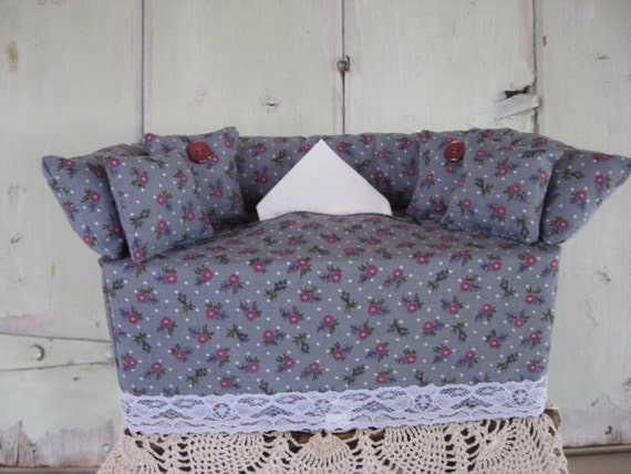 Couch Tissue Box Cover Mini Couch Wedgewood Blue With Rose Print White Lace Buttons Home Decor Kleenex Box Cover Bathroom Bedroom