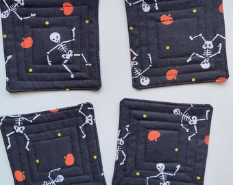Set of 4 Quilted Fabric Halloween Coasters ~ Black w/Skeletons and Pumpkins