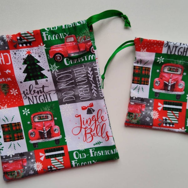 Rustic/Country Christmas Patchwork Drawstring Reusable Fabric Gift/Favor/Treat Bags ~ Your Choice From 2 Sizes