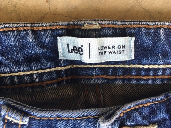 Vintage Shorts, Womens size 4, Waist 30, Lee lowe… - image 5