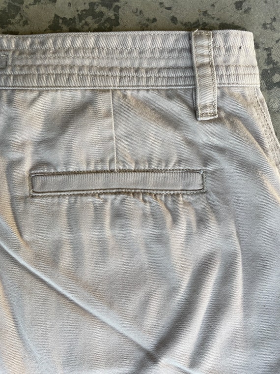 Vintage shorts, Ralph Lauren, size 4, waist 32, 9… - image 5