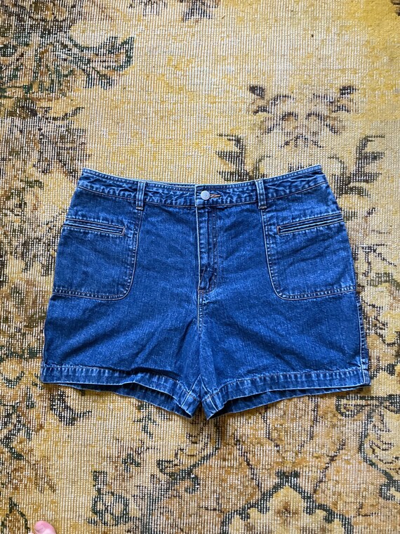 Vintage Y2K Shorts Size 14 14P Waist 35 