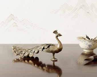 Figura de pavo real de latón vintage, estatua de pájaro de latón, escultura de metal antigua, regalo artístico hecho a mano, decoración de latón, objetos decorativos vintage