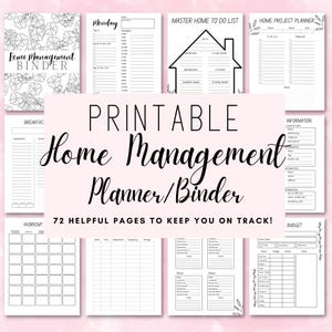 Op de afbeelding: Een verzameling printbare plannerpagina's voor huishoudelijk beheer met zwart-wit lay-outs. De vellen bevatten een omslag voor een huishoudmap, dagschema's, een projectplanner, contactgegevens, trainingslogboeken en budgettrackers.
