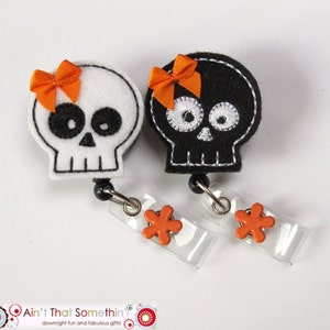 Halloween Skull Retractable Badge Reels - Halloween Badge Clips - Skull Badge Holders - Holiday ID Holders - Halloween Gifts - Cute ID Reels
