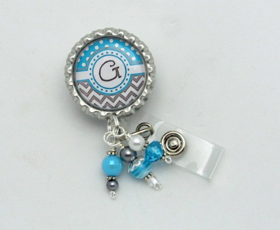 Monogrammed Pop of Colour Retractable Badge Reel features a