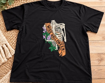 Miss Halloween Shirt, Halloween Graphic Tee, Cute Spooky Season T-Shirt, Women's Halloween Shirt, Vintage Halloween Tee