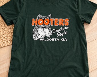 Hooters Halloween Shirt, 1995 Atlanta Georgia Graphic Tee, Retro Uniform T-Shirt, Spooky Season Shirt, Size S-5XL