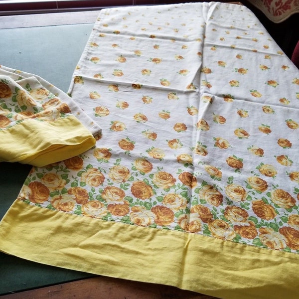SALE Vintage Feedsack Feed Sack PAIR Pillow Cases Yellow ROSES Perfect for fall