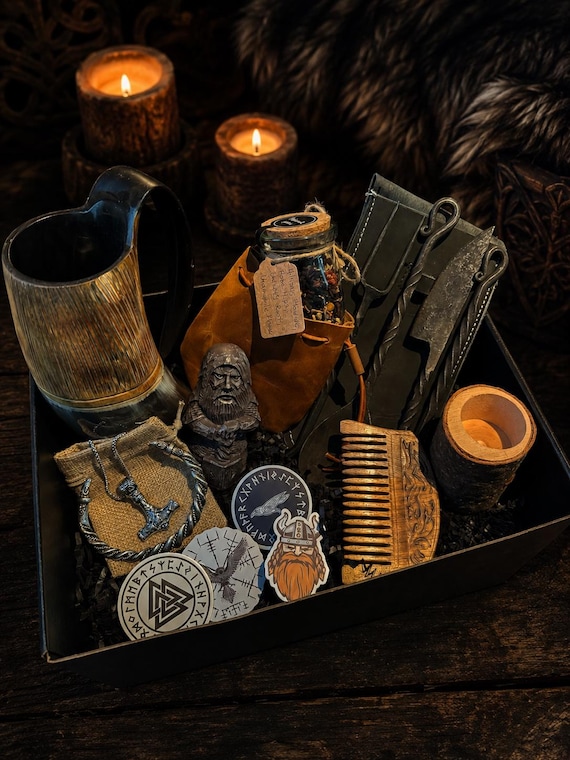 Viking Gift Box - Horn Mug, Norse God Figurine, Ancient Style Utensils | Norse Mythology Gift for Him & Her