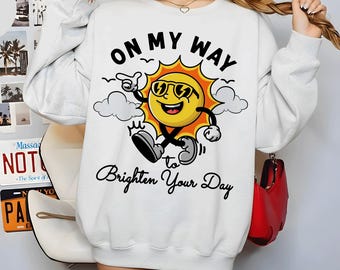 En camino SVG, Ilumina tu día, Sol retro SVG, Mascota de dibujos animados PNG, Lindo sol Archivo Cricut, Diseño de sublimación, Vector vintage de moda
