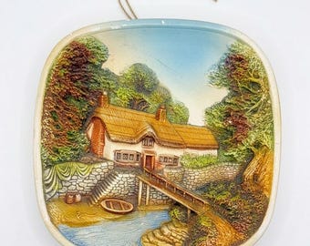 Vintage Chalkware English Cottage Relief Plaque – Legend Products England Decor