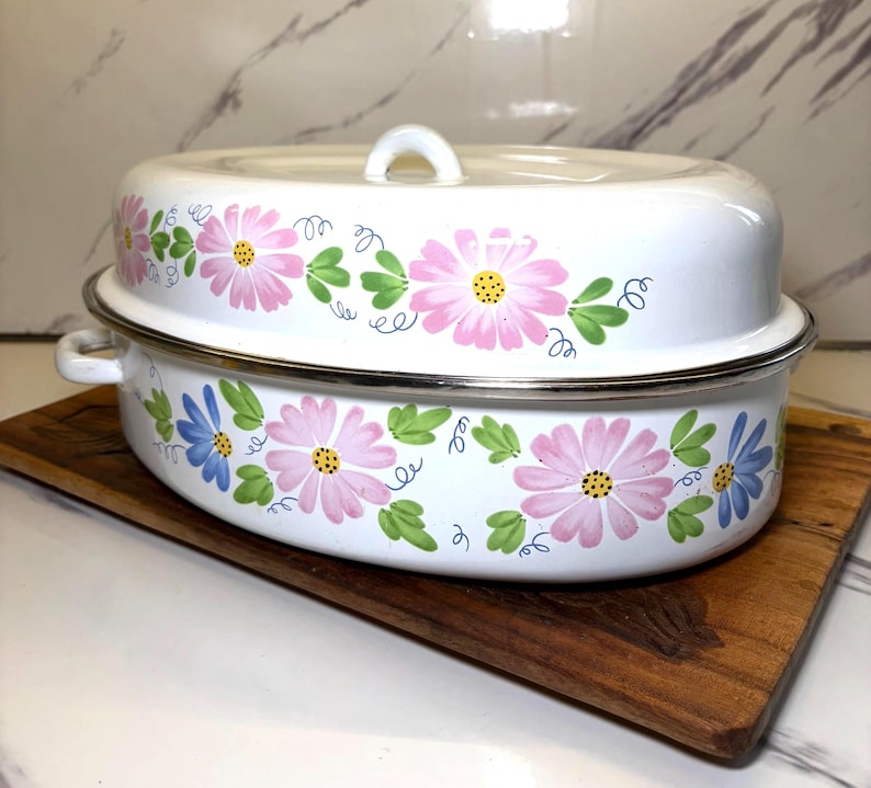 Vintage Enamelware Oval Roaster, Hand-painted Daisy Floral Covered ...