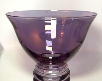 Alzata vintage in vetro ametista con piedistallo, centrotavola in vetro artistico viola
