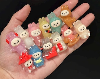 Mini Resin Figures Blind Box, Monster Collectibles Set (12 Pieces)