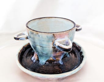 Porte-brosse à dents en grès fait main avec soucoupe — glaçure céladon et tenmoku — céramique salle de bain