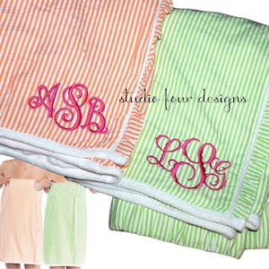 Towel Wrap | Monogrammed Seersucker Shower Wrap | Preppy Spa Wrap | College Dorm Must-Have | Personalized Bath Wrap | Practical Gift For Her