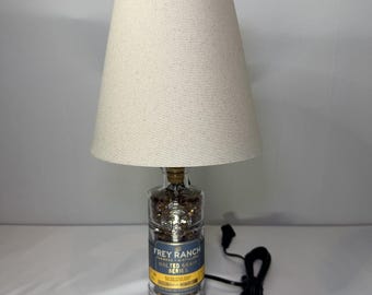 Lampe de table Frey Ranch série Malted Grain Quad Malt 375 bouteilles Cadeau pour la fête des pères