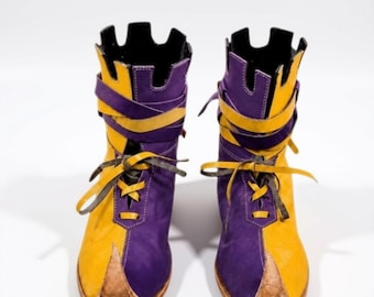 Botas medievales de bufón, rojas y amarillas, con color personalizado, de cuero, con punta curvada, calzado para LARP y cosplay.