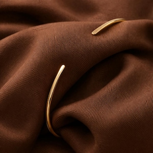 Pulsera rígida de oro macizo, brazalete abierto minimalista,