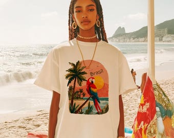Retro shirt voor zomervakantie | Brazilië tropische zonsondergang en papegaai | Comfort Colors T-shirt