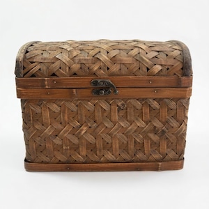 Rattan trunk