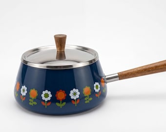 Olla para fondue de esmalte vintage de los años 70 / Diseño retro de margaritas azul marino, mango de teca