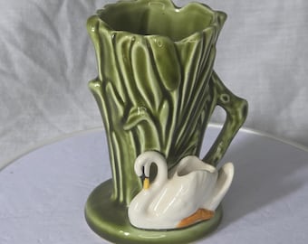 Vintage Sylvac Swan Vase with Bullrushes – Green English Pottery Posy Holder No. 4385