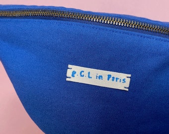 Cotton Canvas Cobalt Small banana bag, linning in Liberty of London Betsy Tanan lawn, Made in Paris