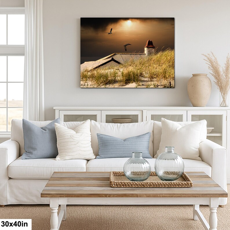 Cielos sombríos y dunas azotadas por el viento: la naturaleza reclama el protagonismo en la fotografía de paisajes. 30x40”