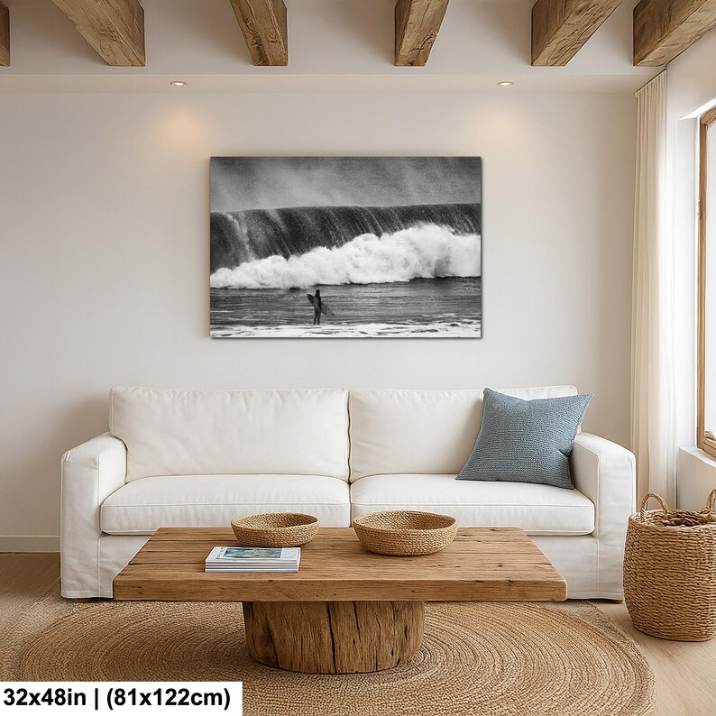 Surf de olas grandes / Surfista de Long Beach / Foto en blanco y negro / Fotografía oceánica 32x48”