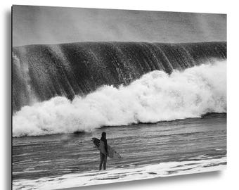 Große Welle Surfen | Long Beach Surfer | Schwarz-Weiß-Foto | Ozean Fotografie