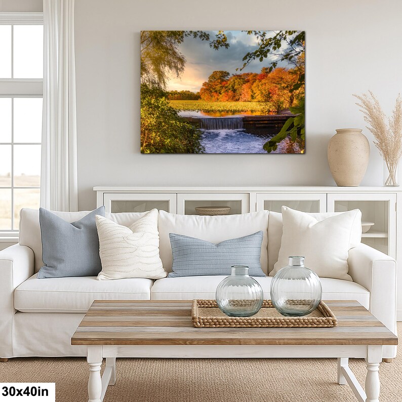 Herbst Wasserfall Szene am Smith Pond | Herbstlaub Landschaft Spiegelung | Long Island Naturfotografie 30x40”