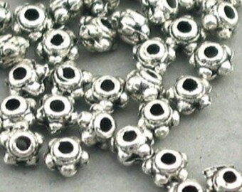 Perles d'espacement marguerite argent Antique 80 pièces perles en métal de base 4mm SB014S