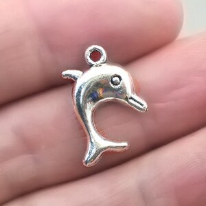 Dolphin Charms, Dolphin pendant beads, up to 40 pcs, Antique Silver 15X21mm CM1407S