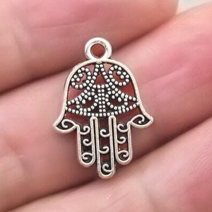 Hamsa Charms, Hamsa Hand pendant beads, up to 40 pcs, Antique Silver 15X21mm CM1548S