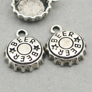 Beer Bottle Cap Charms, Bottle Cap 3D pendant beads, up to 30 pcs, Antique Silver 14mm CM0873S