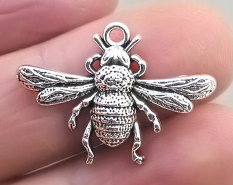 Bee Charms, Honey Bee pendant beads, up to 8 pcs, Antique Silver 21X29mm CM1865S