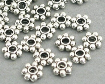 Daisy Spacer Beads, up to 200 pcs, Antique Silver 6mm SB013S