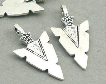 Arrow Head Charms, Spear Head pendant beads, up to 30 pcs, Antique Silver 16X31mm CM0731S