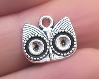 Owl Charms, owl head pendant beads, up to 30 pcs, Antique Silver 12X15mm CM1136S