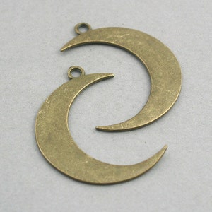 Mond Charms, große Halbmond Anhänger Perlen, bis zu 10 Stück, antike Bronze 32X43mm CM0738B