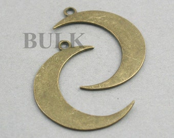 BULK 10 Moon Charms, Wholesale Large Crescent Moon pendant beads, Antique Bronze 32X43mm CM0738B