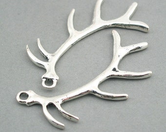 Deer Antler Charms, Large Antler pendant beads, up to 3 pcs, Antique Silver 35X68mm CM0752S