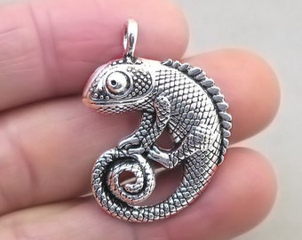 Chameleon Charms, Chameleon pendant beads, up to 4 pcs, Antique Silver 26X36mm CM1788S