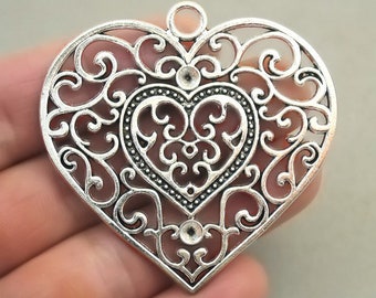 Filigree Heart Charms (6pcs / 26mm x 21mm / Tibetan Silver) Wedding Favor Love Jewellery Pendant Valentines Day Gift Decoration CHM1546