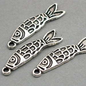 Dijes de peces, cuentas colgantes de carpa, hasta 30 piezas, plata antigua 9 x 37 mm CM0211S