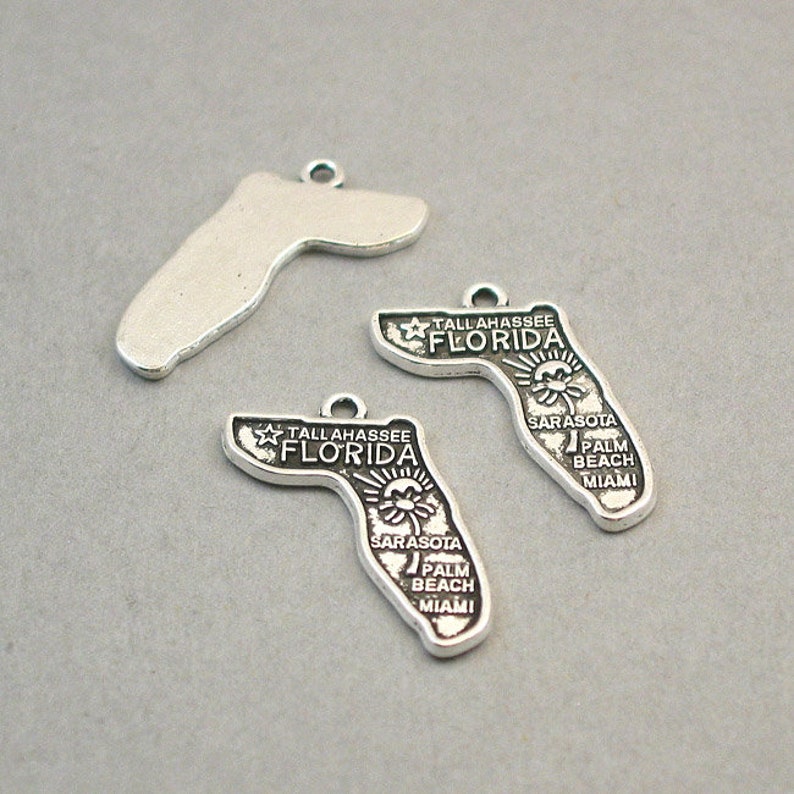 Antique Silver 20X25mm CM1293S Florida Charms Florida State Map pendant beads up to 6 pcs