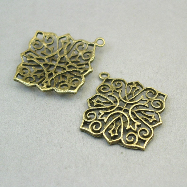 BULK 10 Flower Charms Wholesale Large Filigree Diamond Flower pendant beads Antique Bronze 40X44mm CM1382B