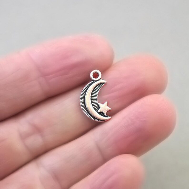 up to 20 pcs Antique Silver 10X17mm CM1493S Crescent Moon Star pendant beads Moon Star Charms